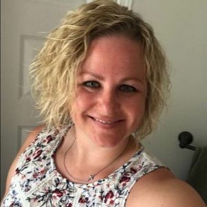 Meet your Posher, Pam